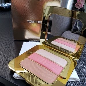 Tom Ford Contouring Compact Illuminateur